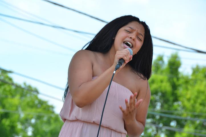 singing FLOW