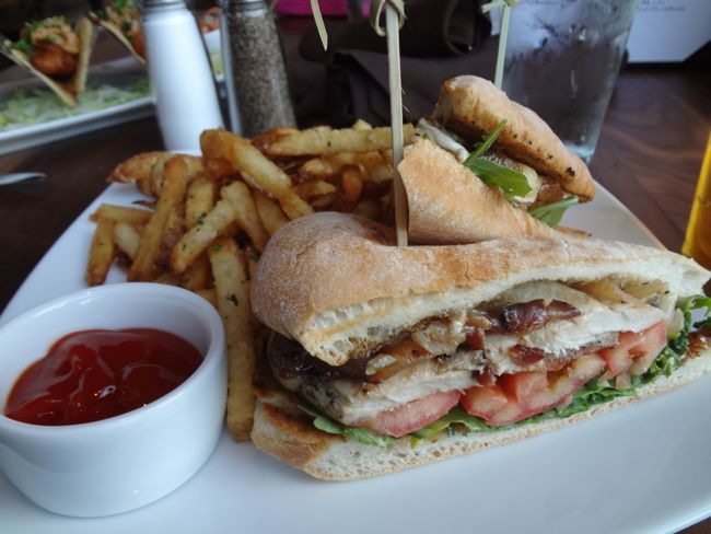 Primebar chicken sandwich